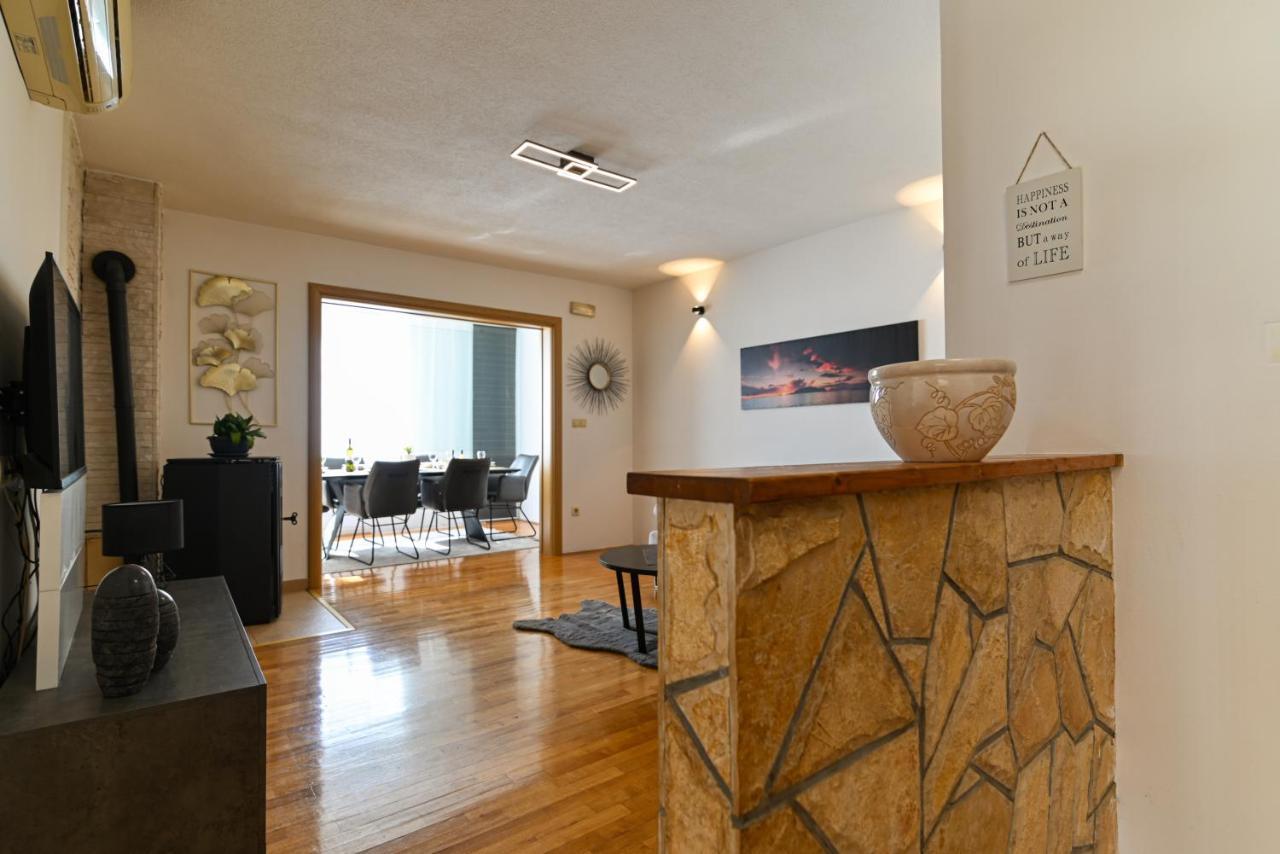 Apartmani Cesarica Trogir Kültér fotó