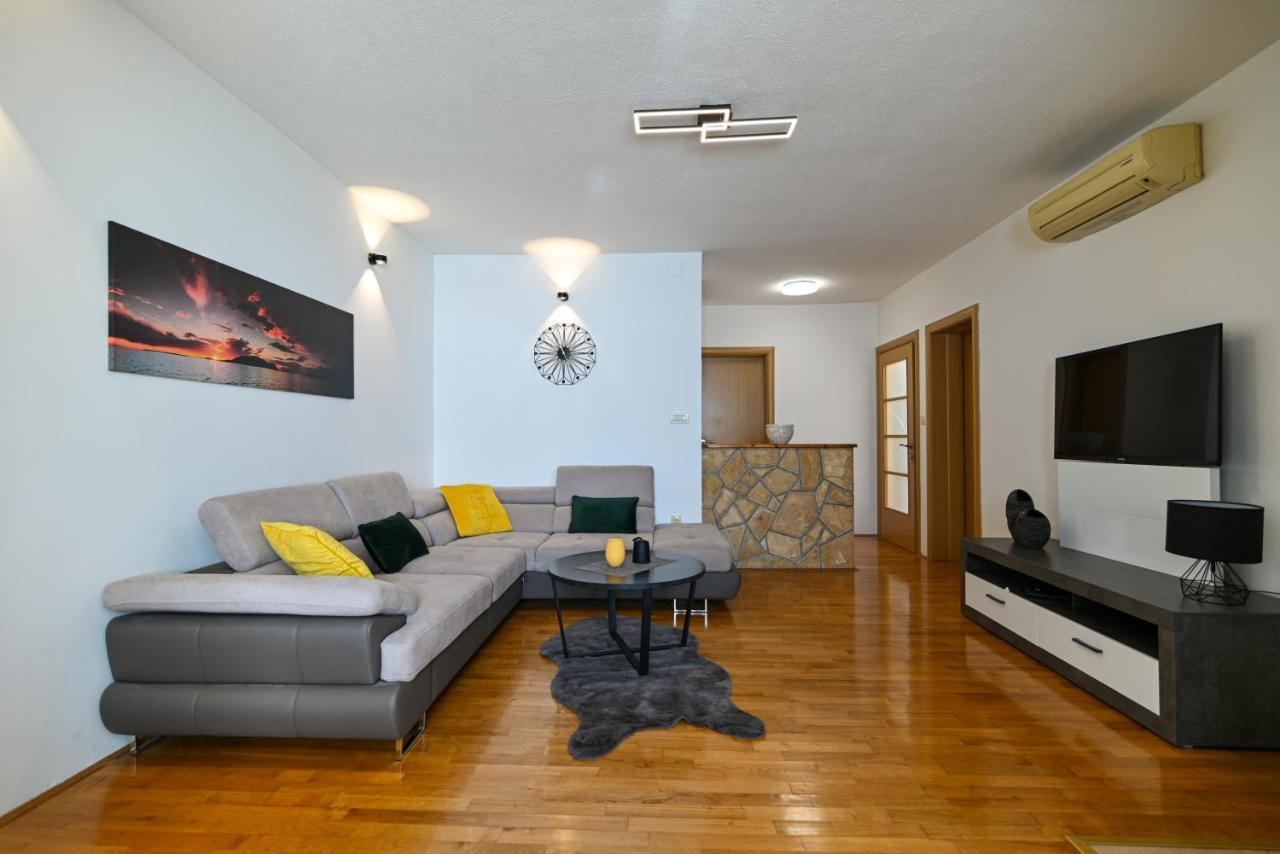 Apartmani Cesarica Trogir Kültér fotó