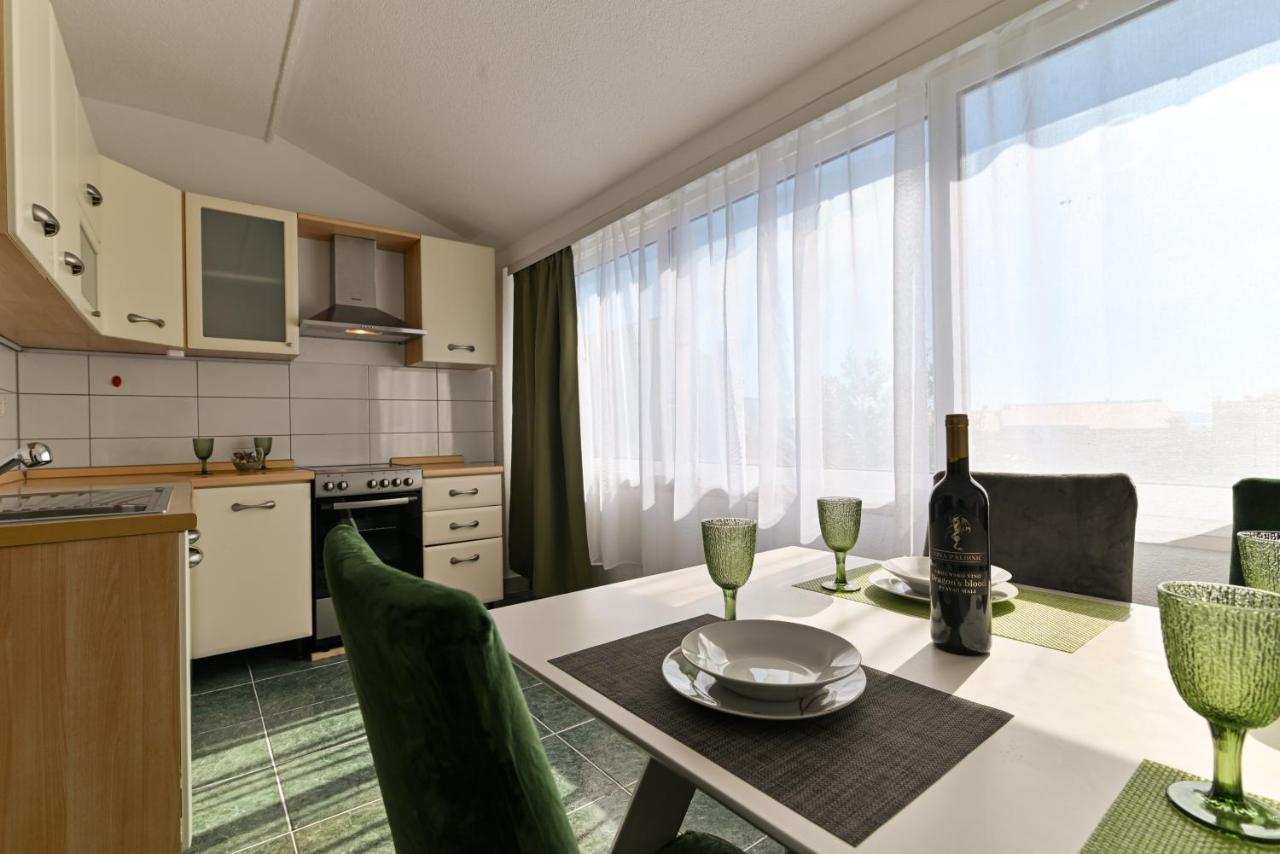 Apartmani Cesarica Trogir Kültér fotó