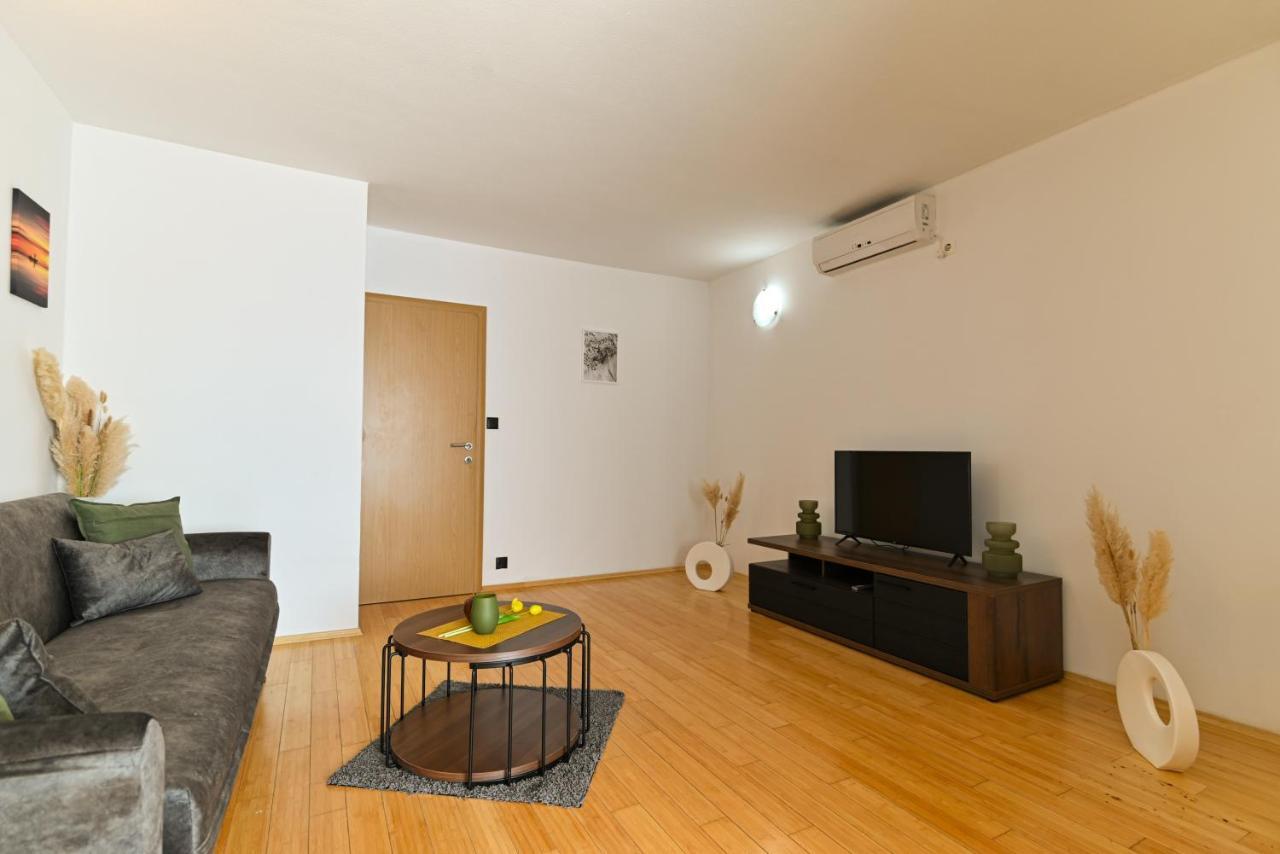 Apartmani Cesarica Trogir Kültér fotó